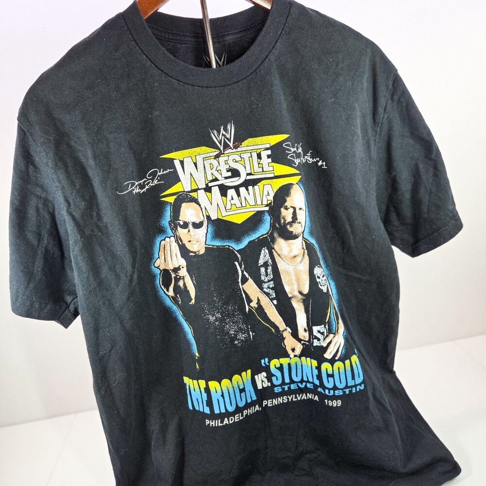 WWE WrestleMania 1999 The Rock vs Stone Cold T-Shirt Men’s Large Black